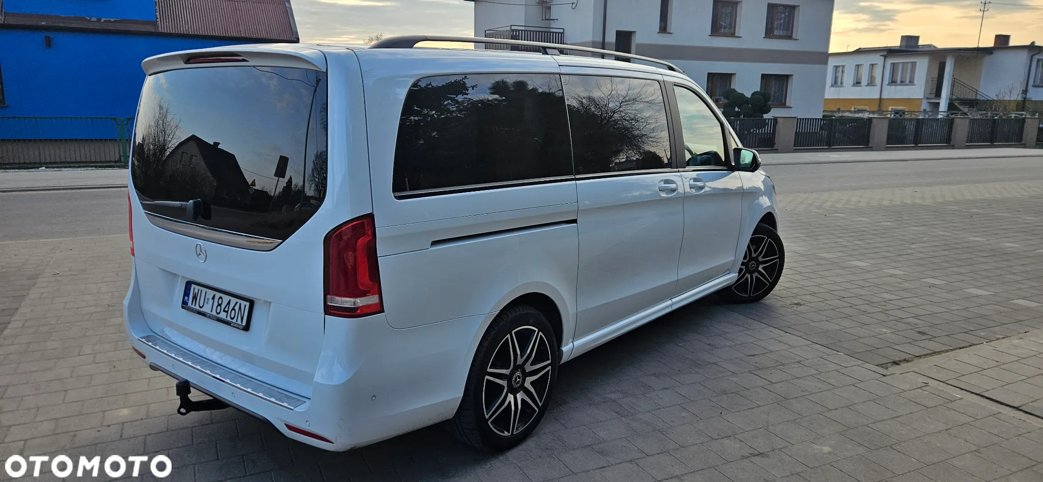 Mercedes-Benz Klasa V 250 d 4-Matic Avantgarde 9G-Tronic (d³ugi) - 11
