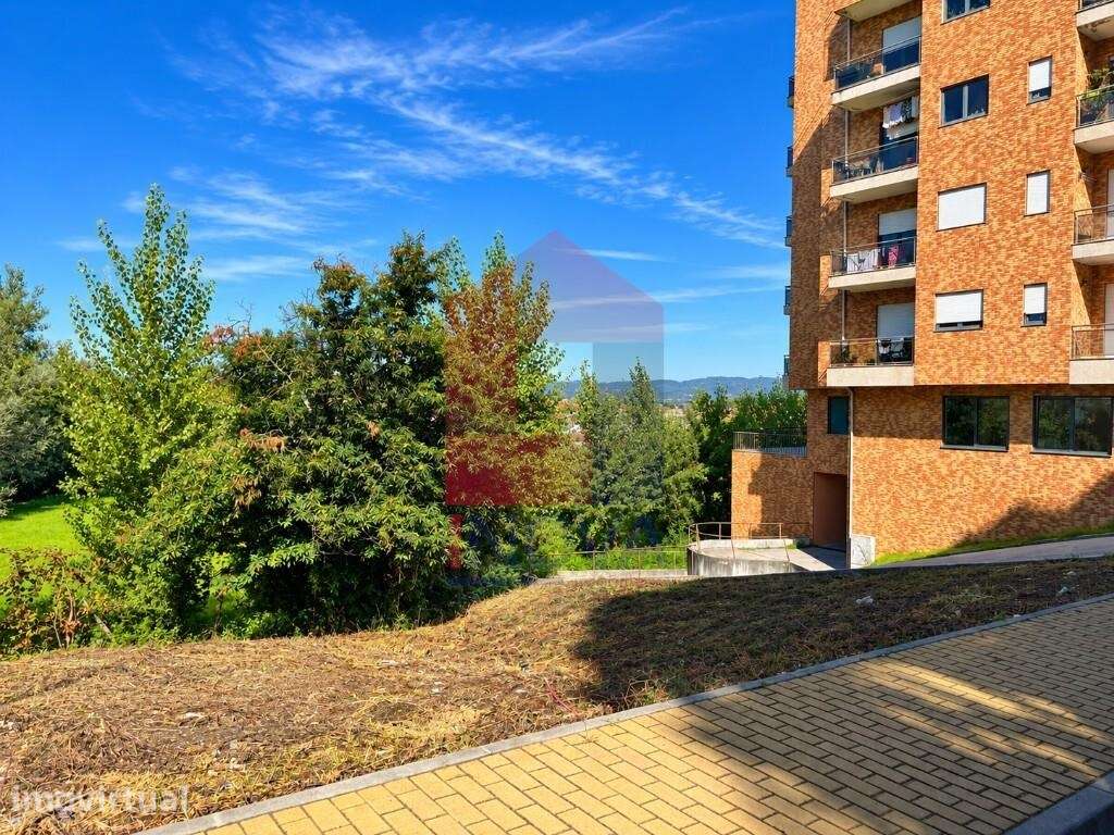 Terreno para Construção em Altura, Real - Grande imagem: 3/18
