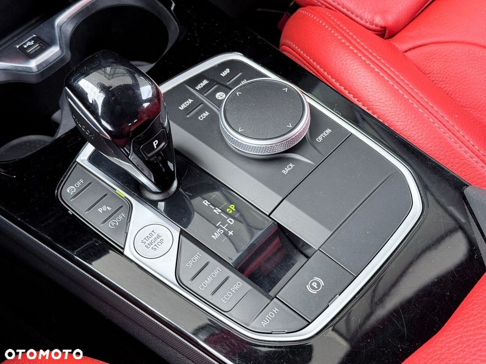 BMW Seria 1 118i M Sport - 24