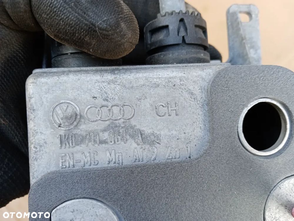 Wybierak lewarek biegów linki Audi A3 8P 1.6 FSI - 7