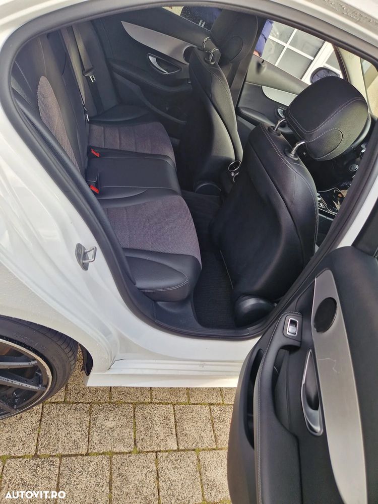 Mercedes-Benz C 220 d 9G-TRONIC - 15