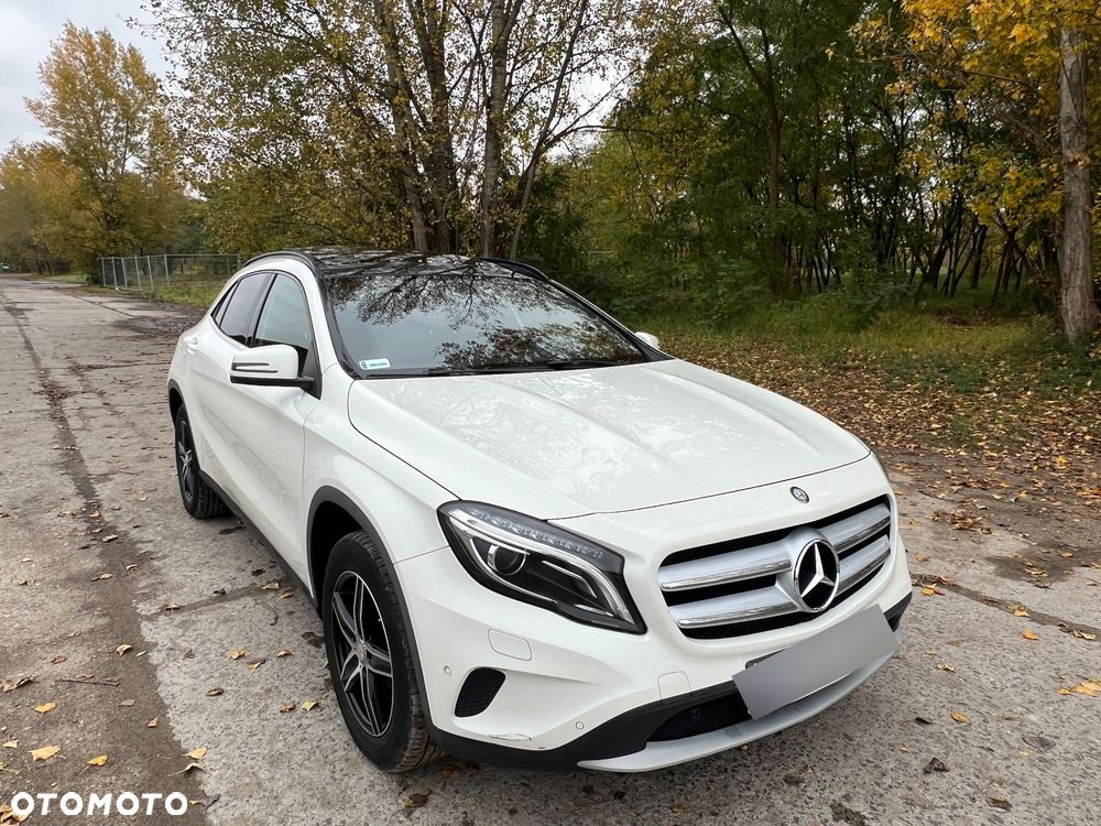 Mercedes-Benz GLA - 6