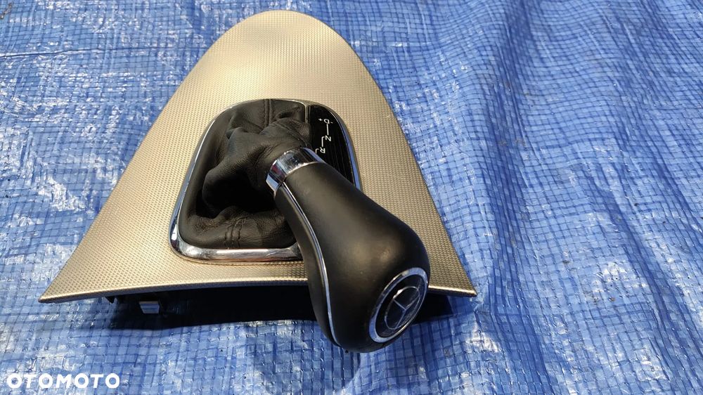 DEKORY CARBON RAMKA BIEGÓW GAŁKA MIESZEK PANEL AWARYJNYCH KOMPLET A2032671811 A2092670088 A2096890031 MERCEDES CLK W209 LIFT AMG - 4