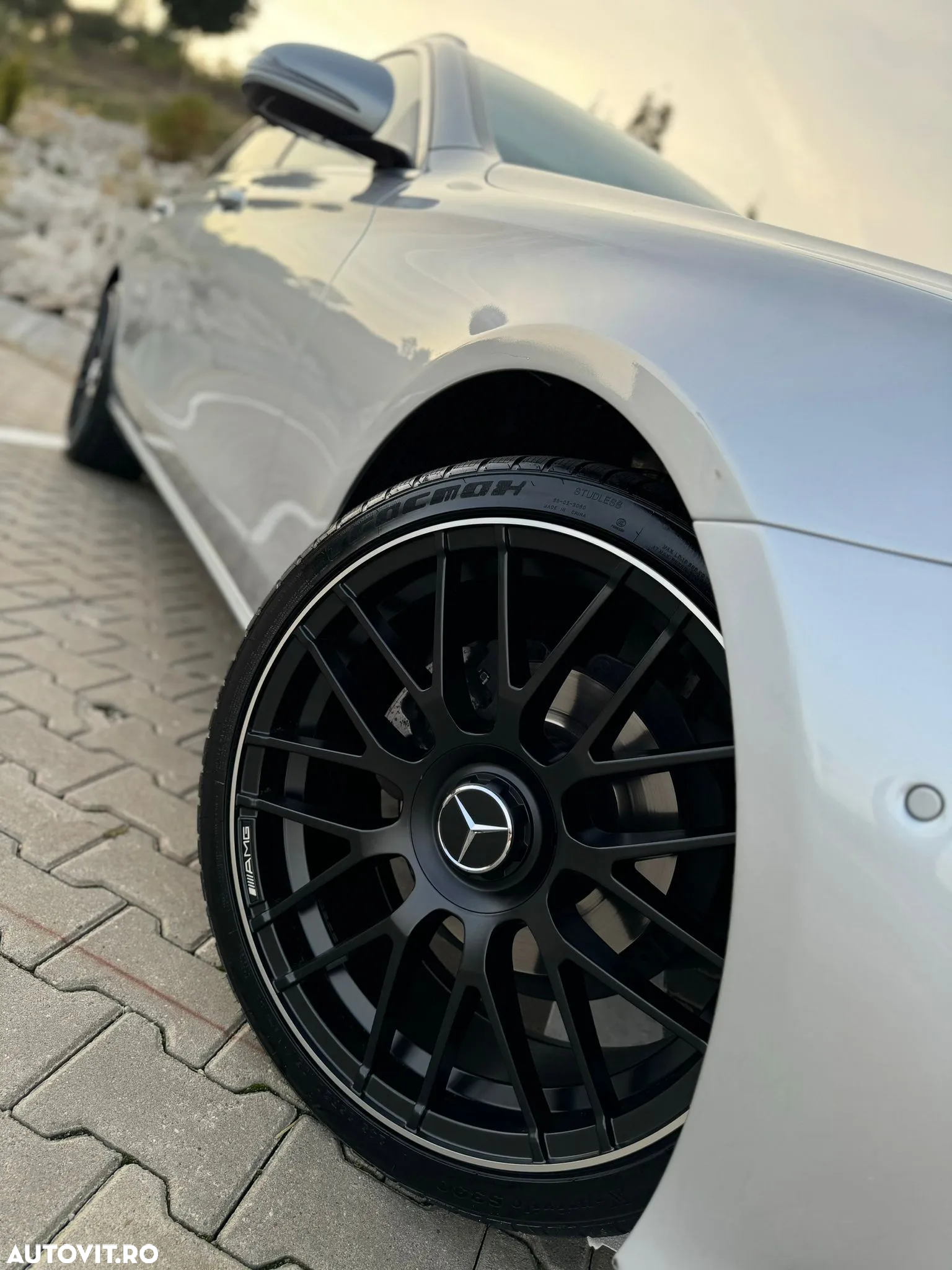 Mercedes-Benz E - 17
