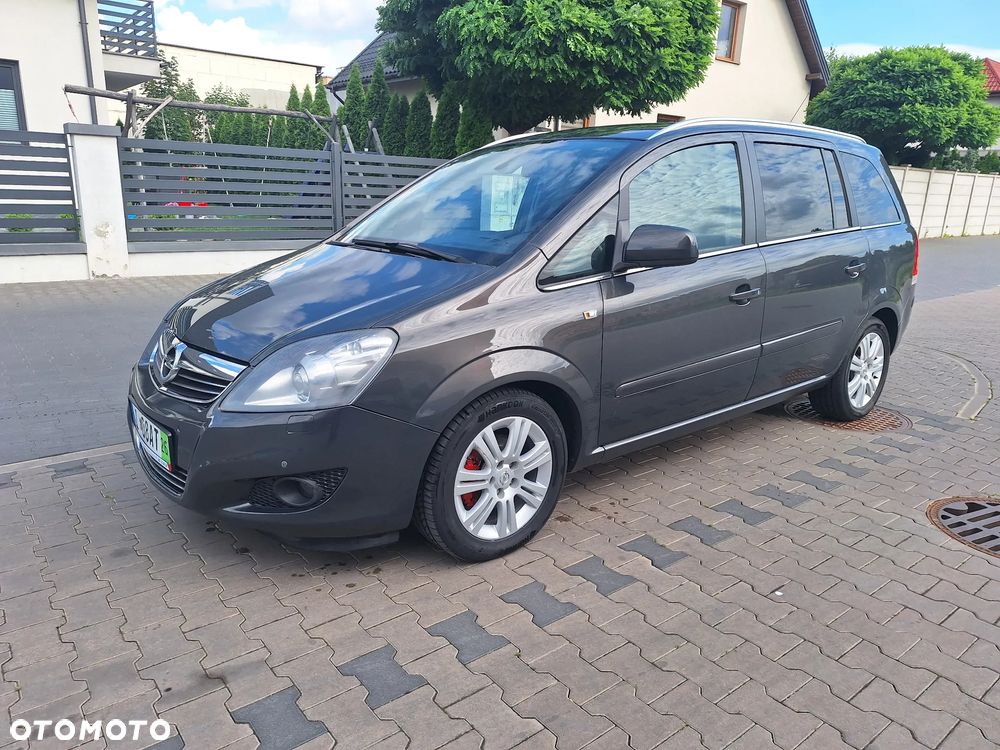 Opel Zafira 1.8 Innovation 110 Jahre - 3