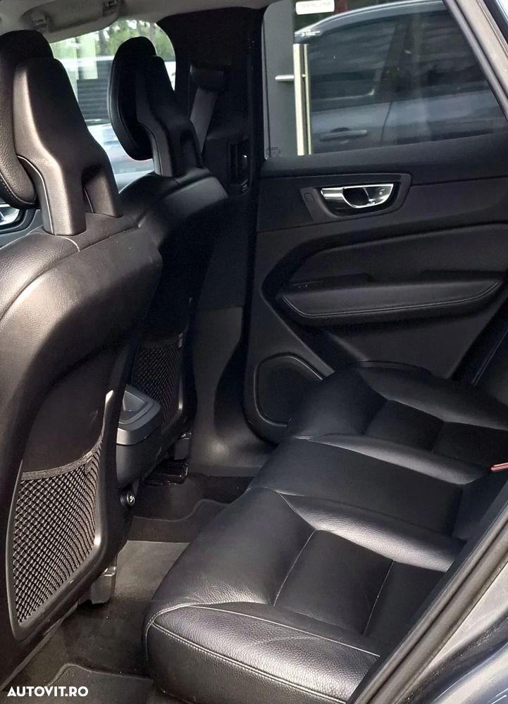 Volvo XC 60 D4 AWD Momentum - 10