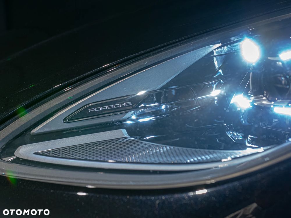 Porsche Macan Standard - 12