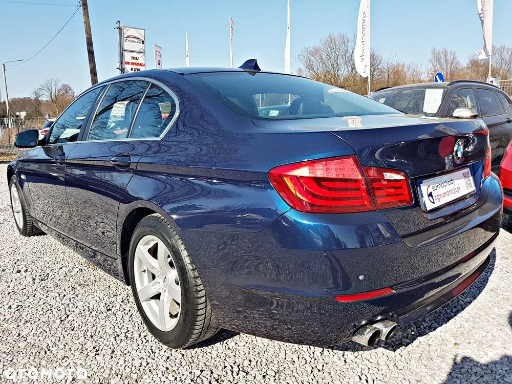 BMW Seria 5 528i - 33