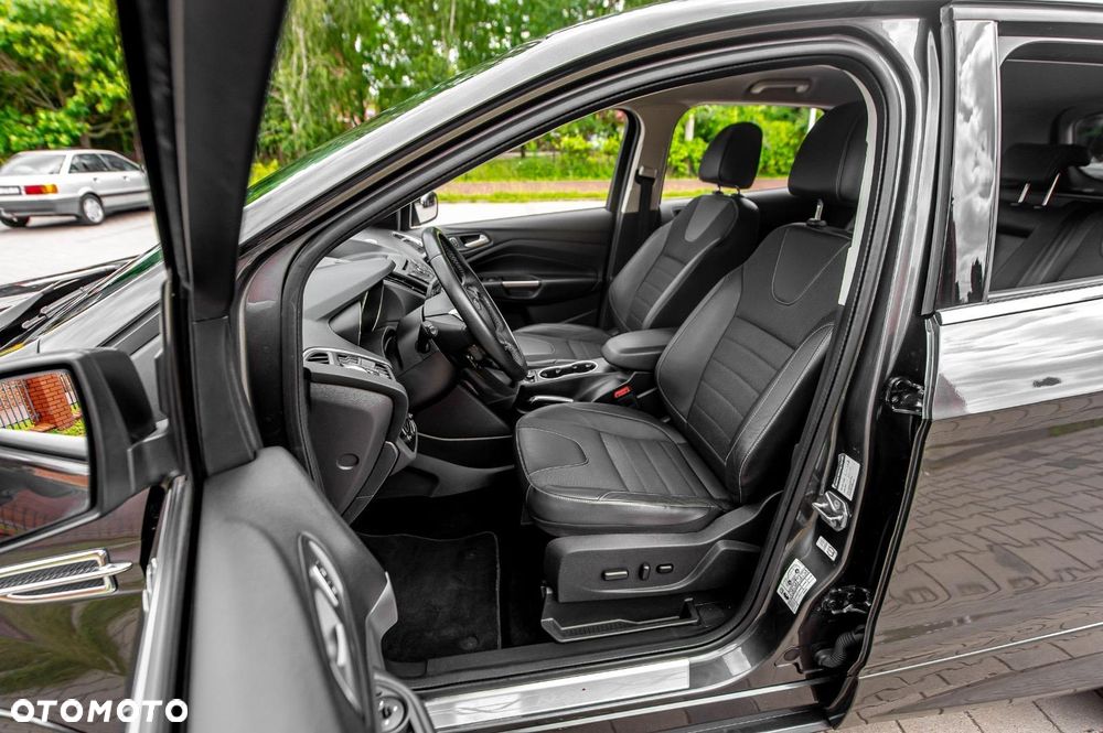 Ford Kuga 1.5 EcoBoost 4x4 Titanium - 22