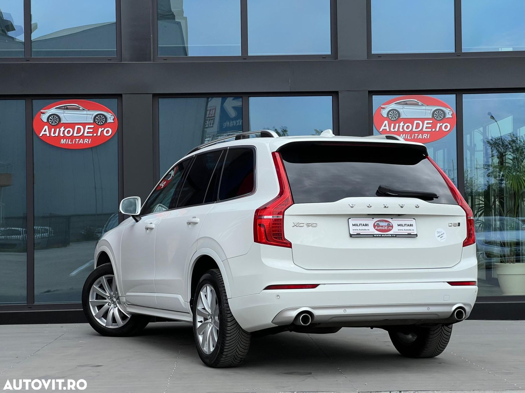 Volvo XC 90 - 3