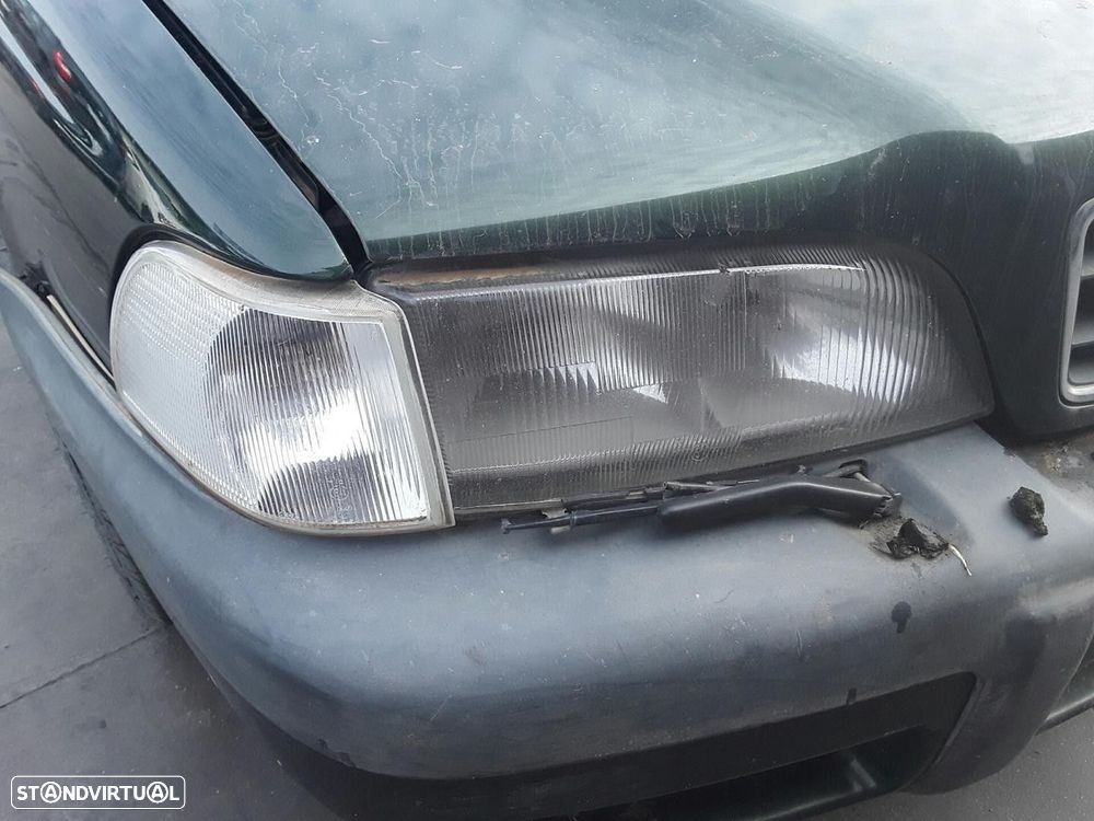 FAROL DIREITO VOLVO V70 I 2000 -8628399 - 1