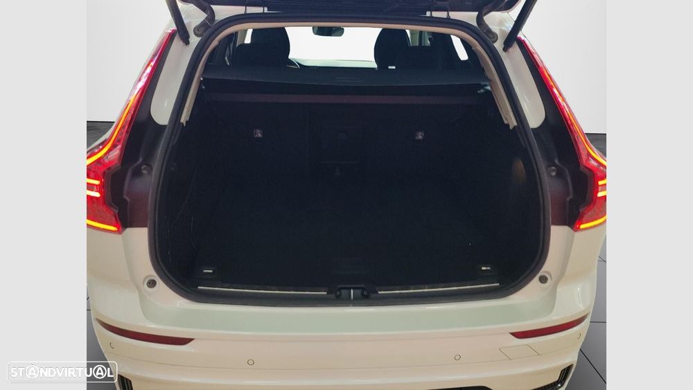 Volvo XC 60 2.0 T6 PHEV Ultimate Dark AWD - 18