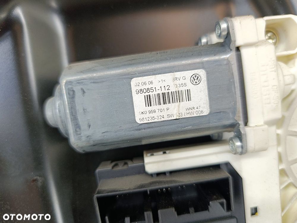 PODNOŚNIK SZYBY LEWY PRZÓD  VW PASSAT B6 3C1837755G 980851-112  1K0959793L - 4
