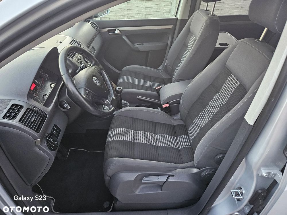 Volkswagen Touran 1.9 TDI DPF United - 15