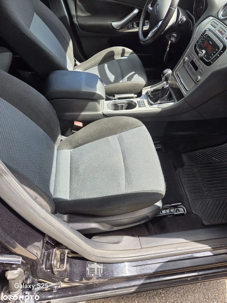 Ford Mondeo 2.0 TDCi Titanium - 11