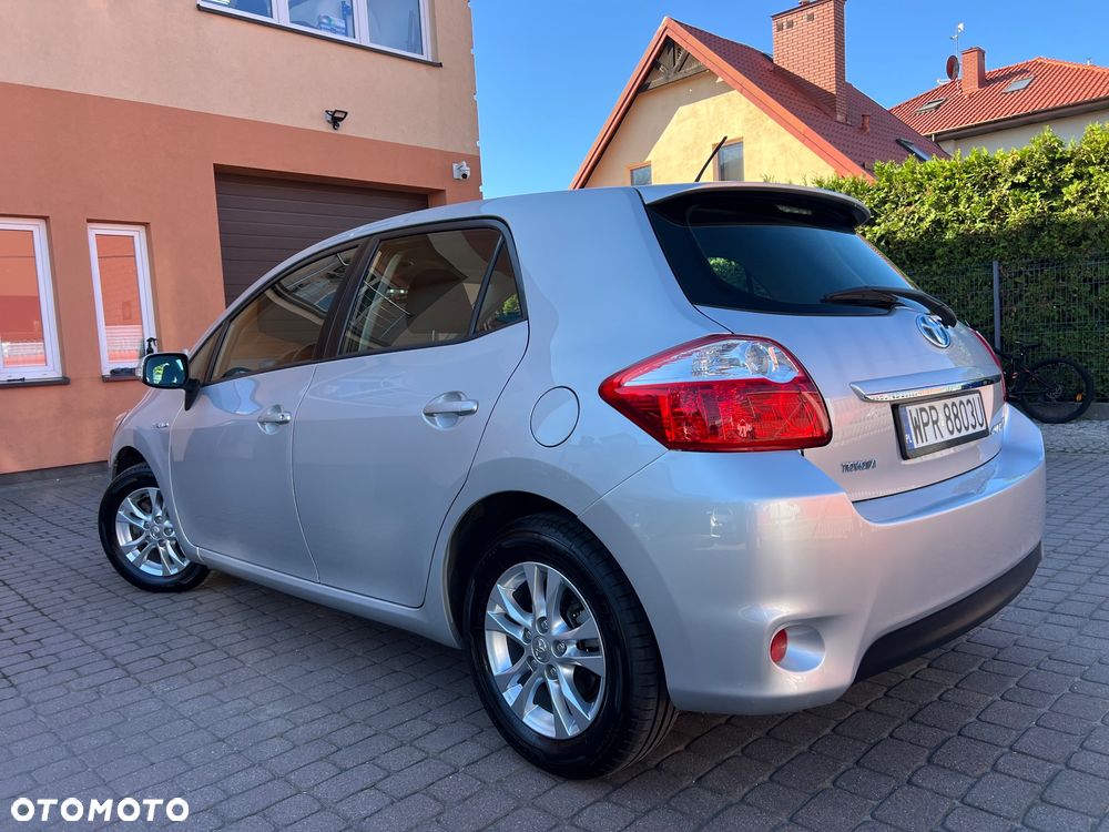 Toyota Auris 1.8 HSD Luna - 8