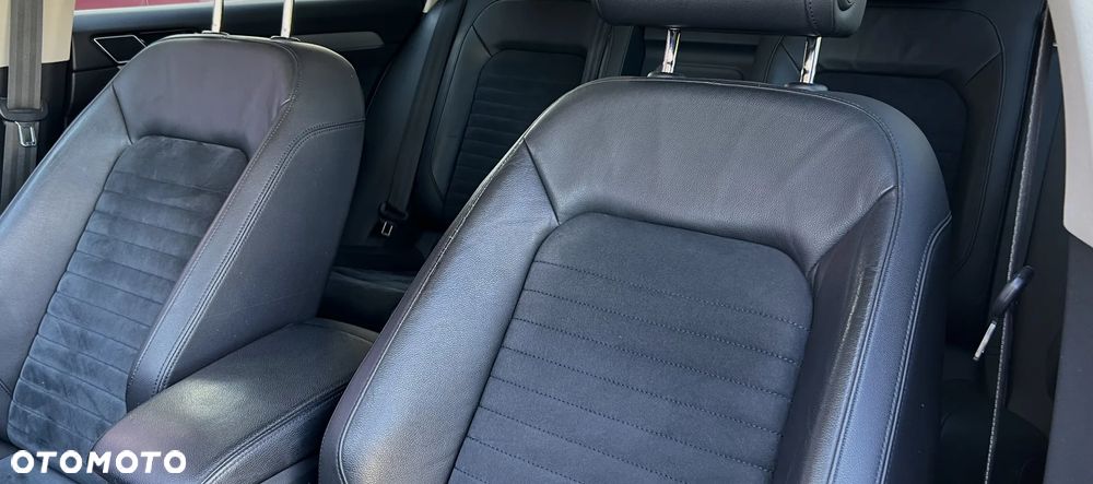 Volkswagen Passat 2.0 TDI BMT Highline - 31