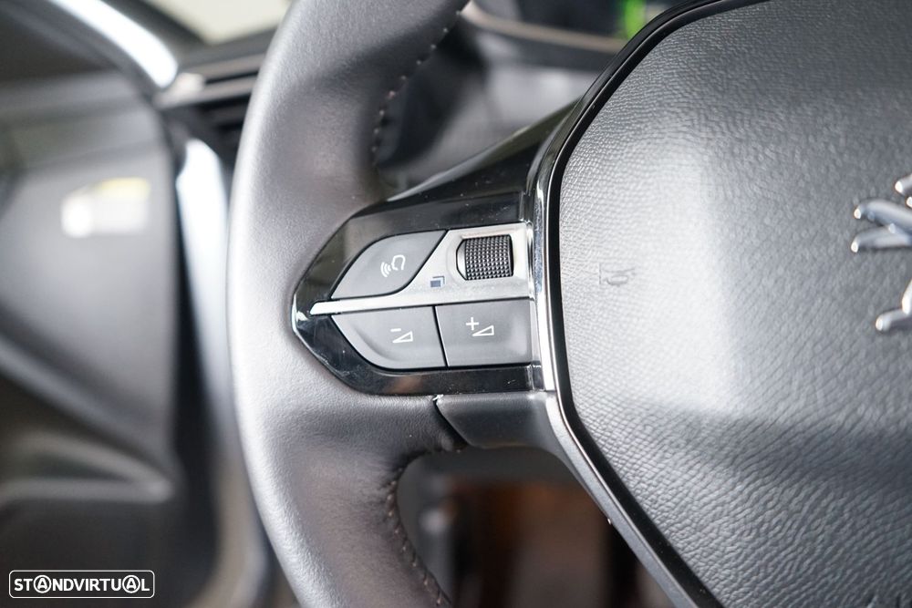 Peugeot 208 1.2 PureTech Active - 20