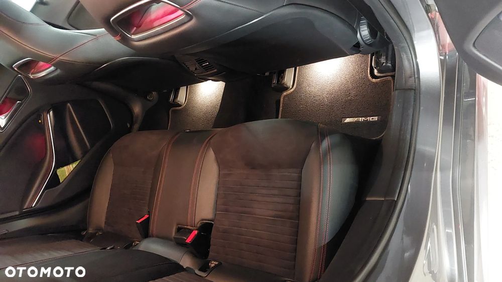 Mercedes-Benz Klasa A 220 4-Matic AMG Line - 10