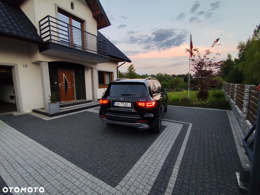 Mercedes-Benz GLB 250 4Matic 8G-DCT Progressive - 11