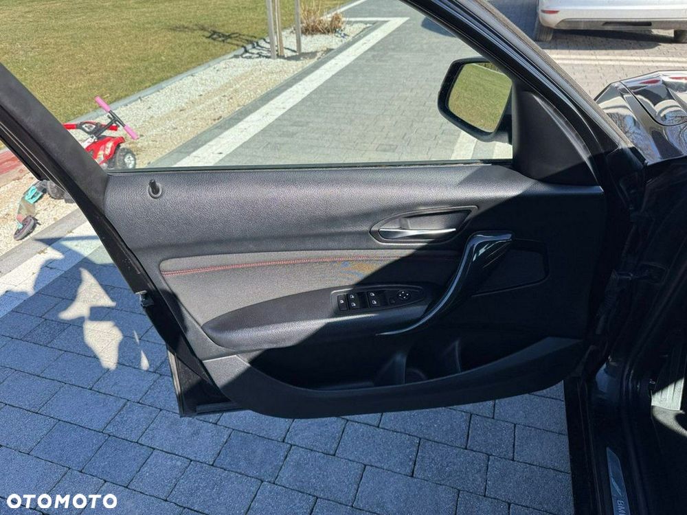 BMW Seria 1 118d Sport Line - 18