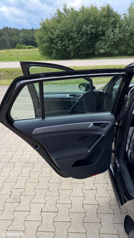 Volkswagen Golf 1.2 TSI BMT Trendline - 12