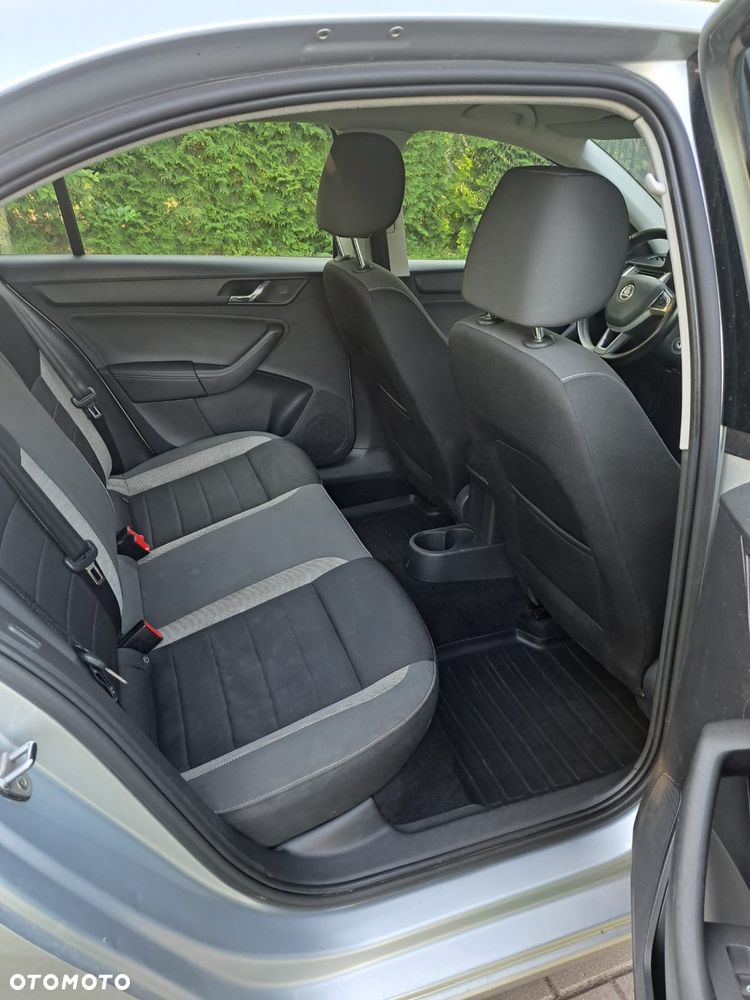 Skoda RAPID 1.4 TDI DPF Ambition - 10