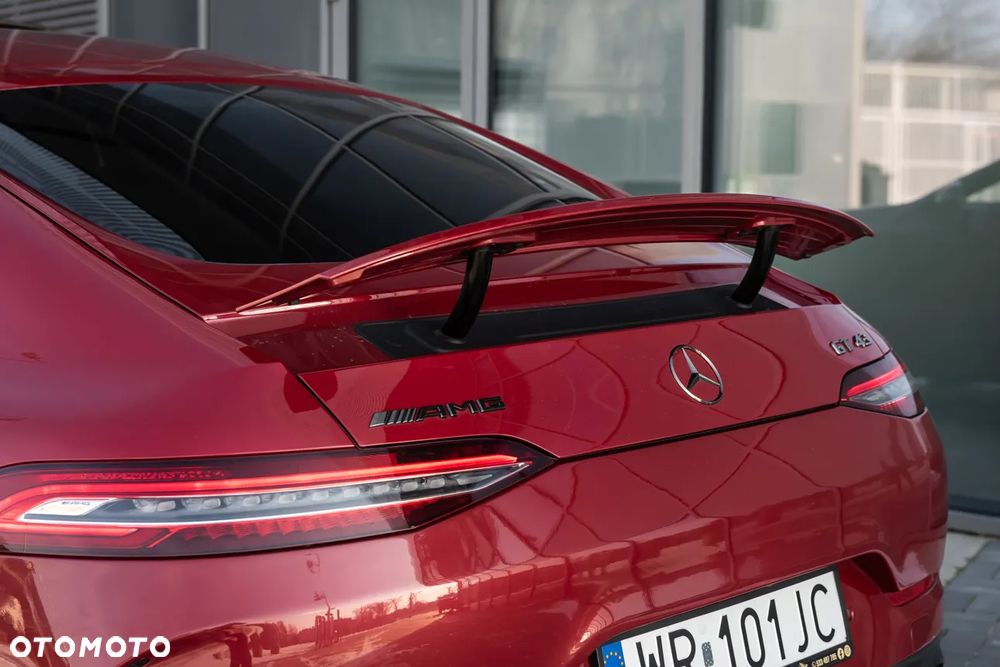 Mercedes-Benz AMG GT 43 4-Matic+ - 37