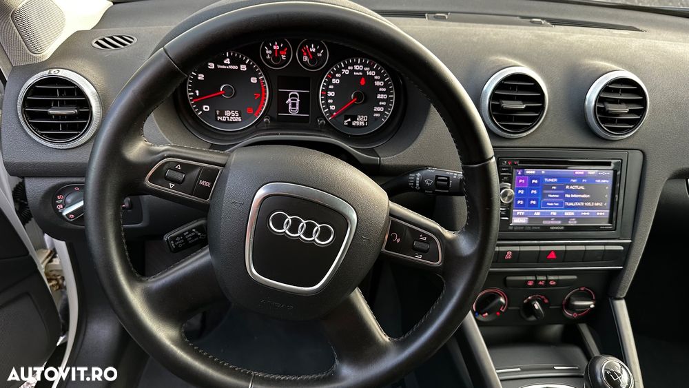 Audi A3 1.6 MPI Attraction - 11