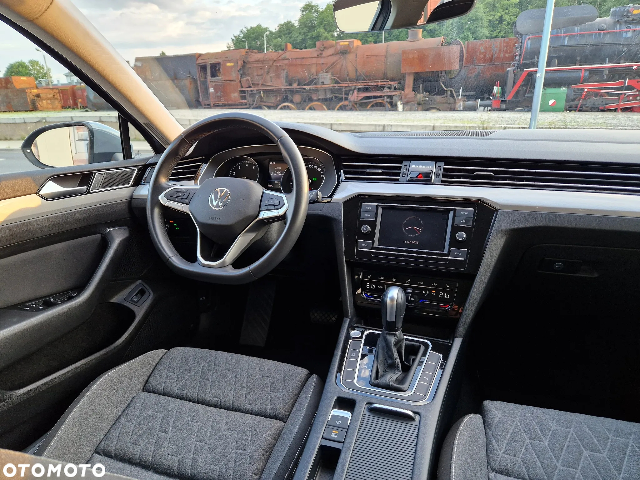 Volkswagen Passat 1.5 TSI EVO Business DSG - 9