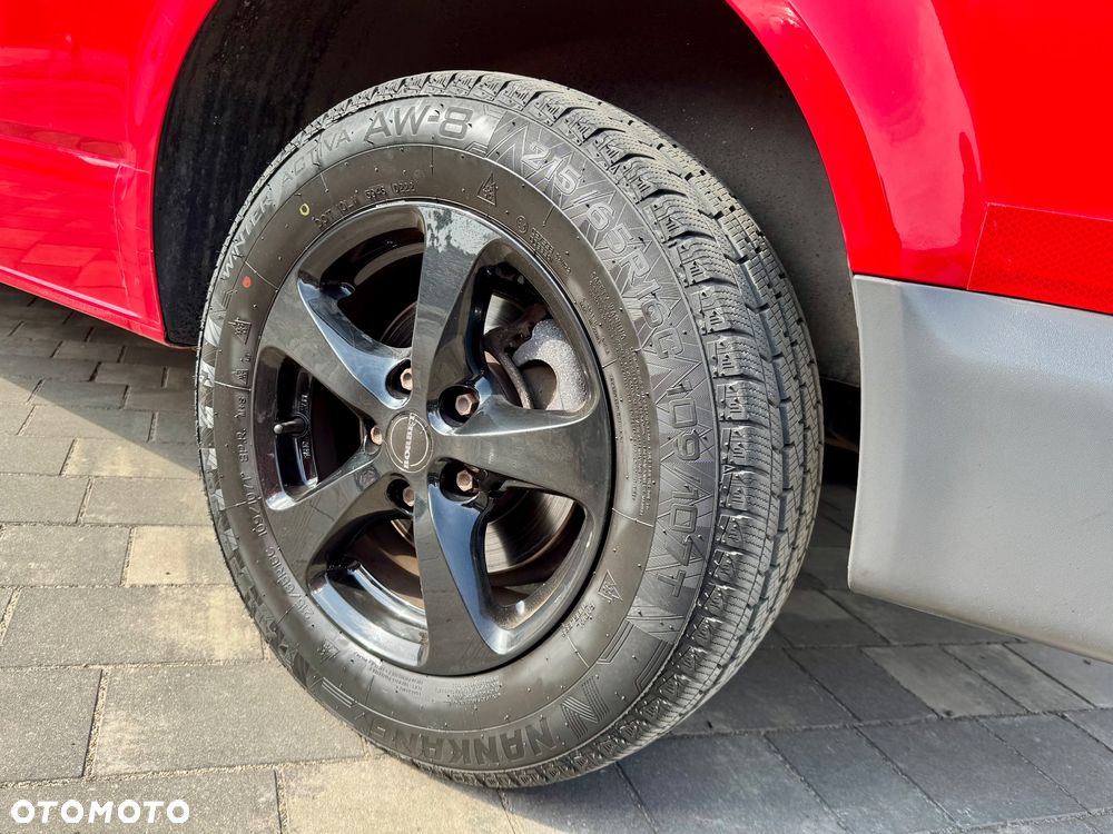 Volkswagen Caravelle - 14