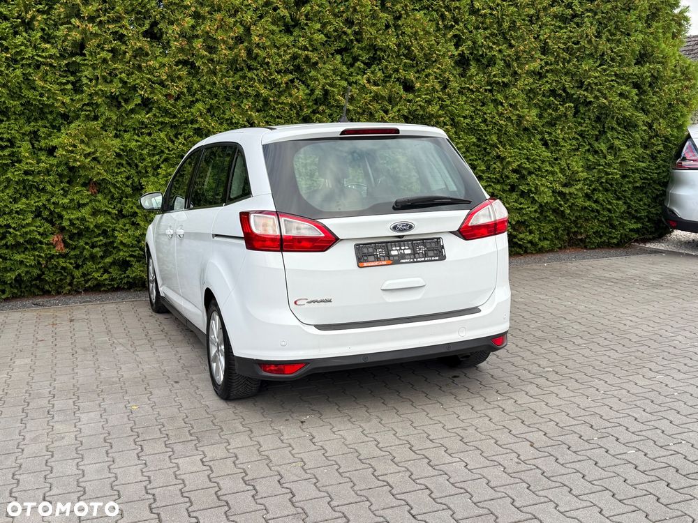 Ford Grand C-MAX - 5