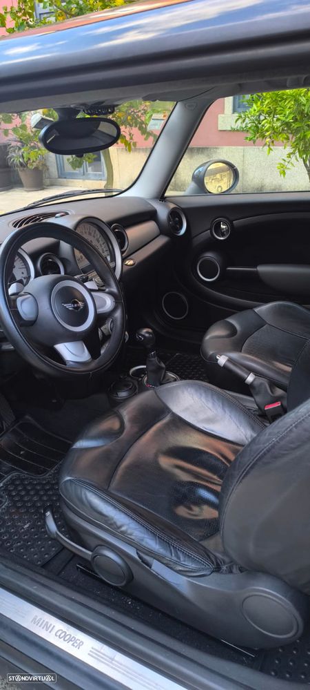 MINI 3 Portas Cooper D Auto - 6
