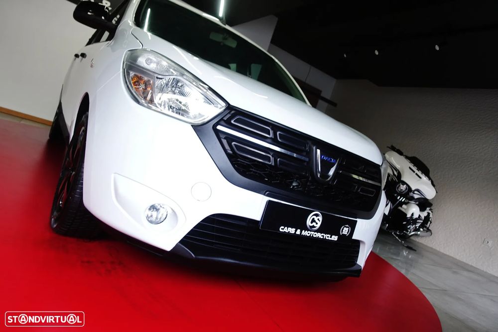 Dacia Lodgy 1.5 Blue dCi Comfort 7L - 26