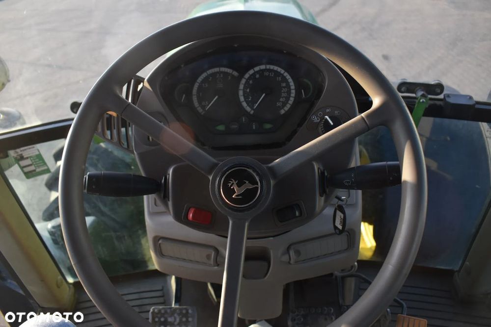 John Deere 7430 - 16