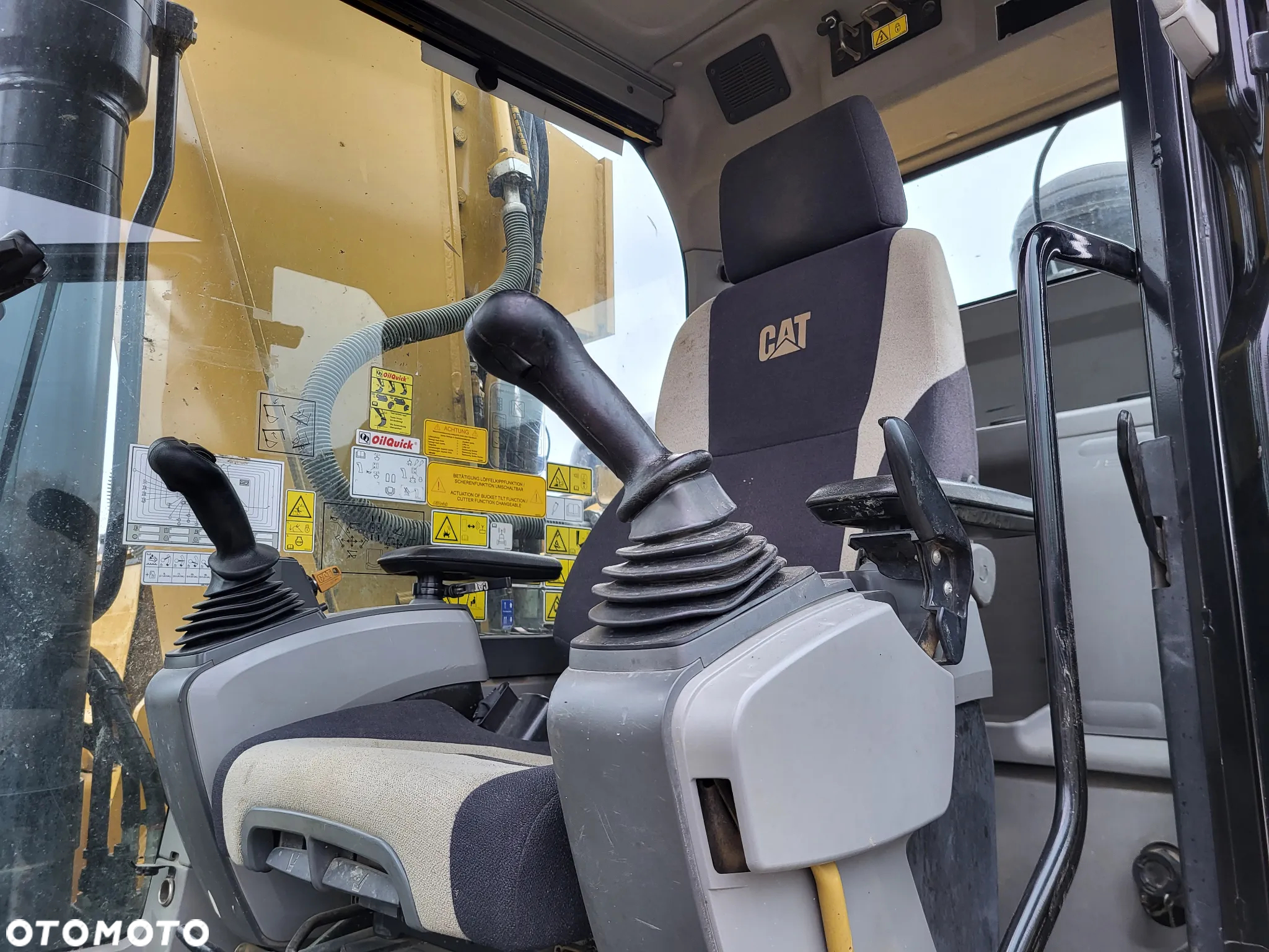 Caterpillar 326F LN / z Niemiec / - 9