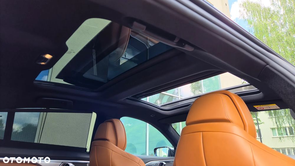 BMW Seria 8 M850i xDrive - 30