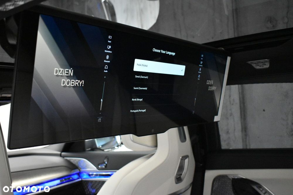 BMW Seria 7 - 26