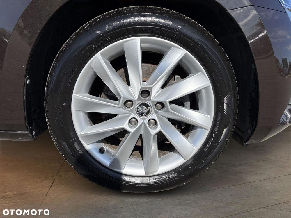 Skoda Superb 2.0 TDI SCR Ambition DSG - 18