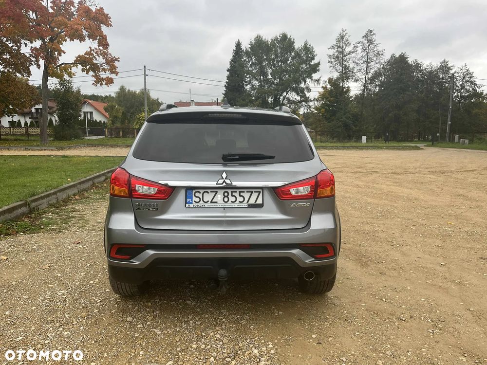 Mitsubishi ASX - 5