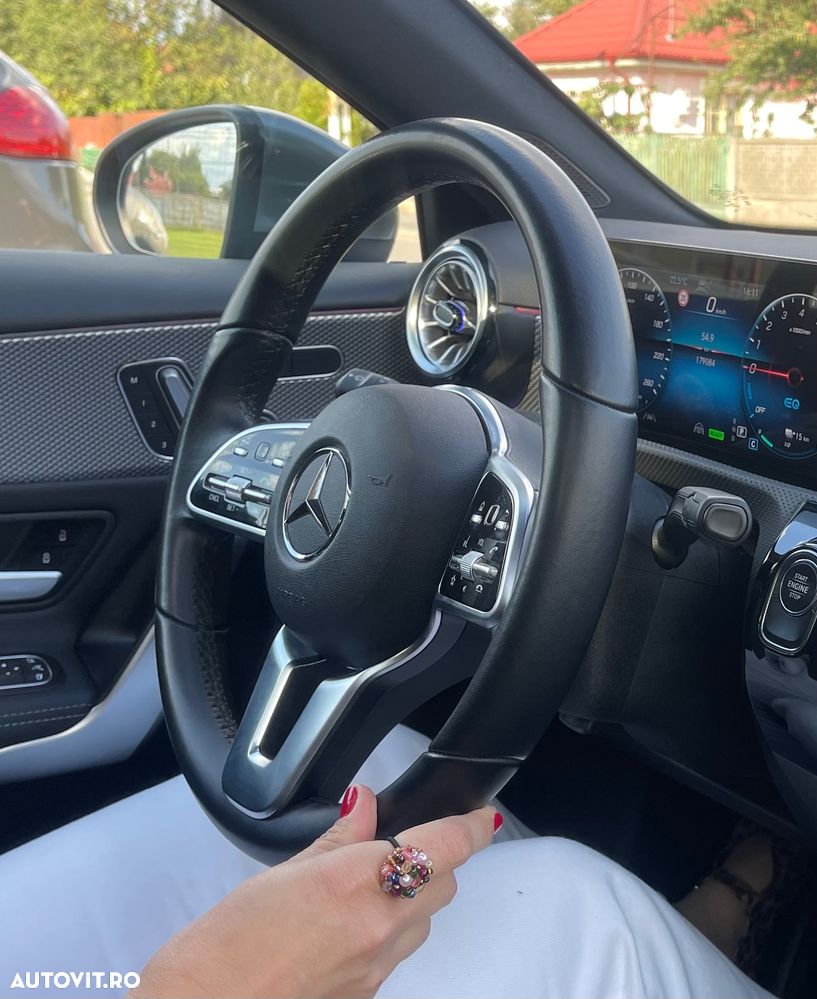 Mercedes-Benz A 250 e 8G-DCT Edition 2021 - 10