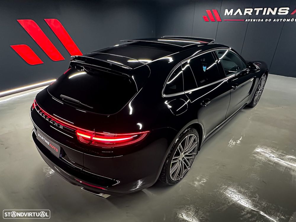 Porsche Panamera Sport Turismo - 10