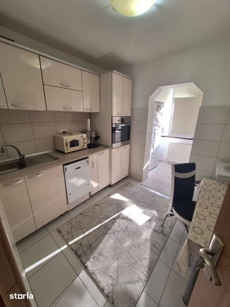 Apartament 2 camere renovat Piata Mare — fotografia 3