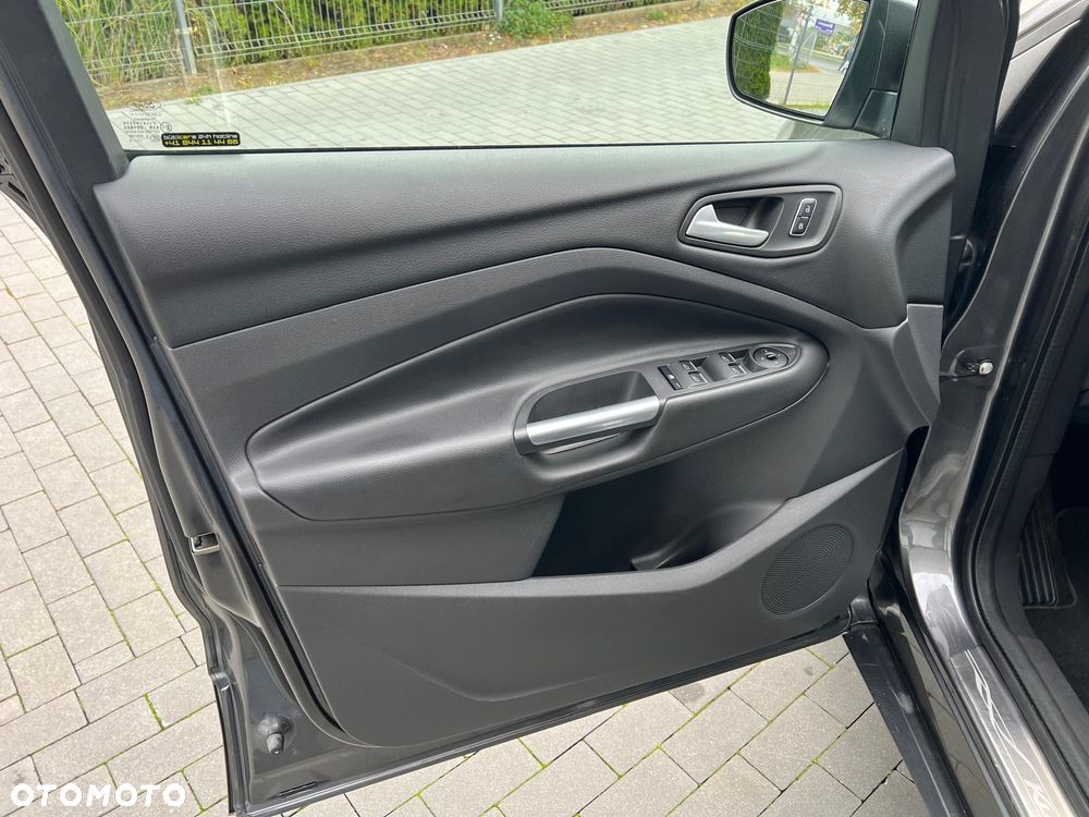 Ford Kuga 2.0 TDCi 4WD Titanium - 14