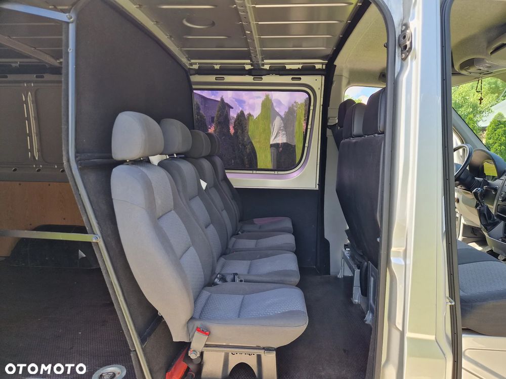 Volkswagen Crafter - 27