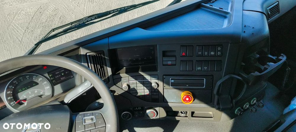 Volvo fmx - 8