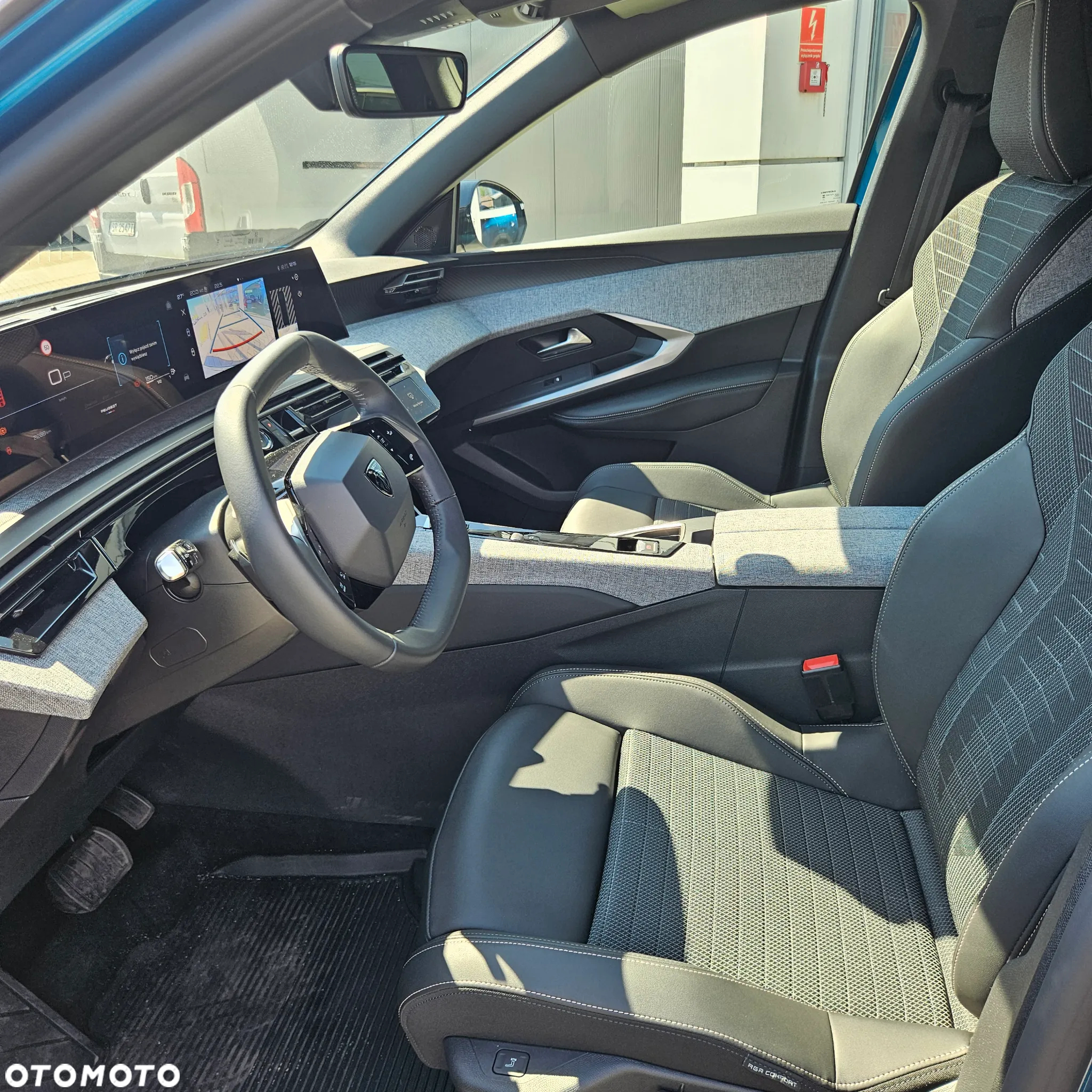 Peugeot 3008 1.2 PureTech mHEV Allure e-DCS6 - 14