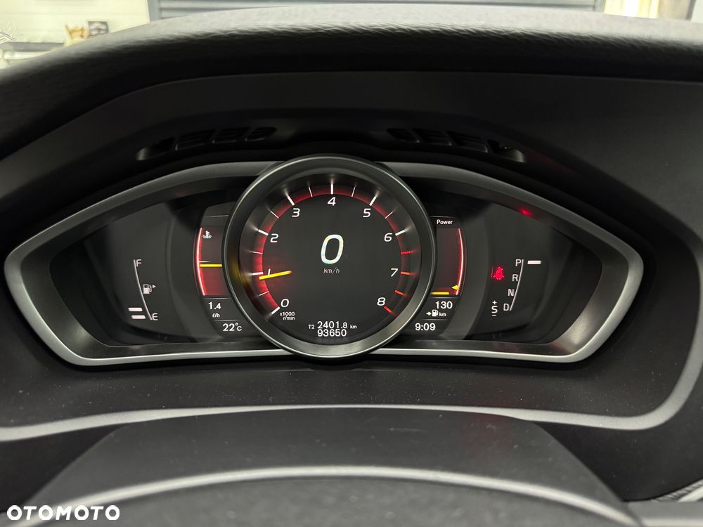 Volvo V40 T2 Geartronic Momentum - 11