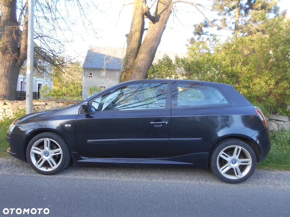 Fiat Stilo 1.8 16V Dynamic - 1