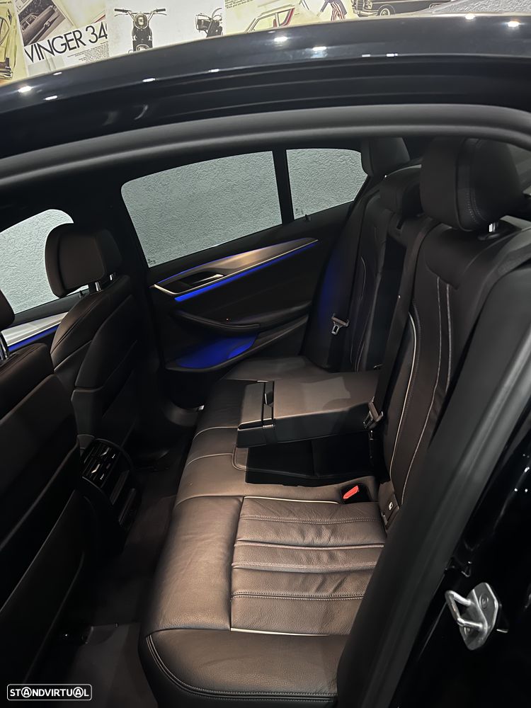 BMW 520 d xDrive Line Luxury Auto - 17